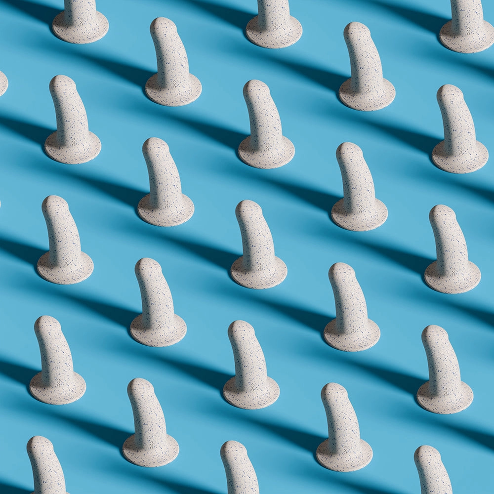 Biird Boo 5.5 Inch Girthy Silicone Dildo