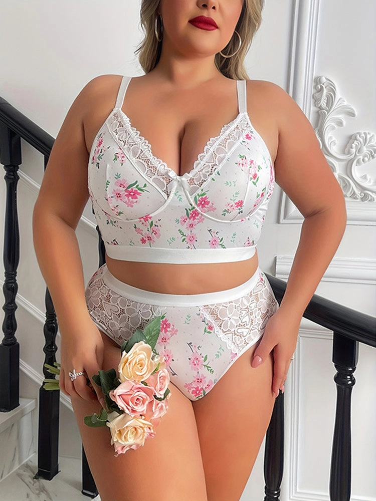 Elegant Floral Lace Wireless Lingerie Set