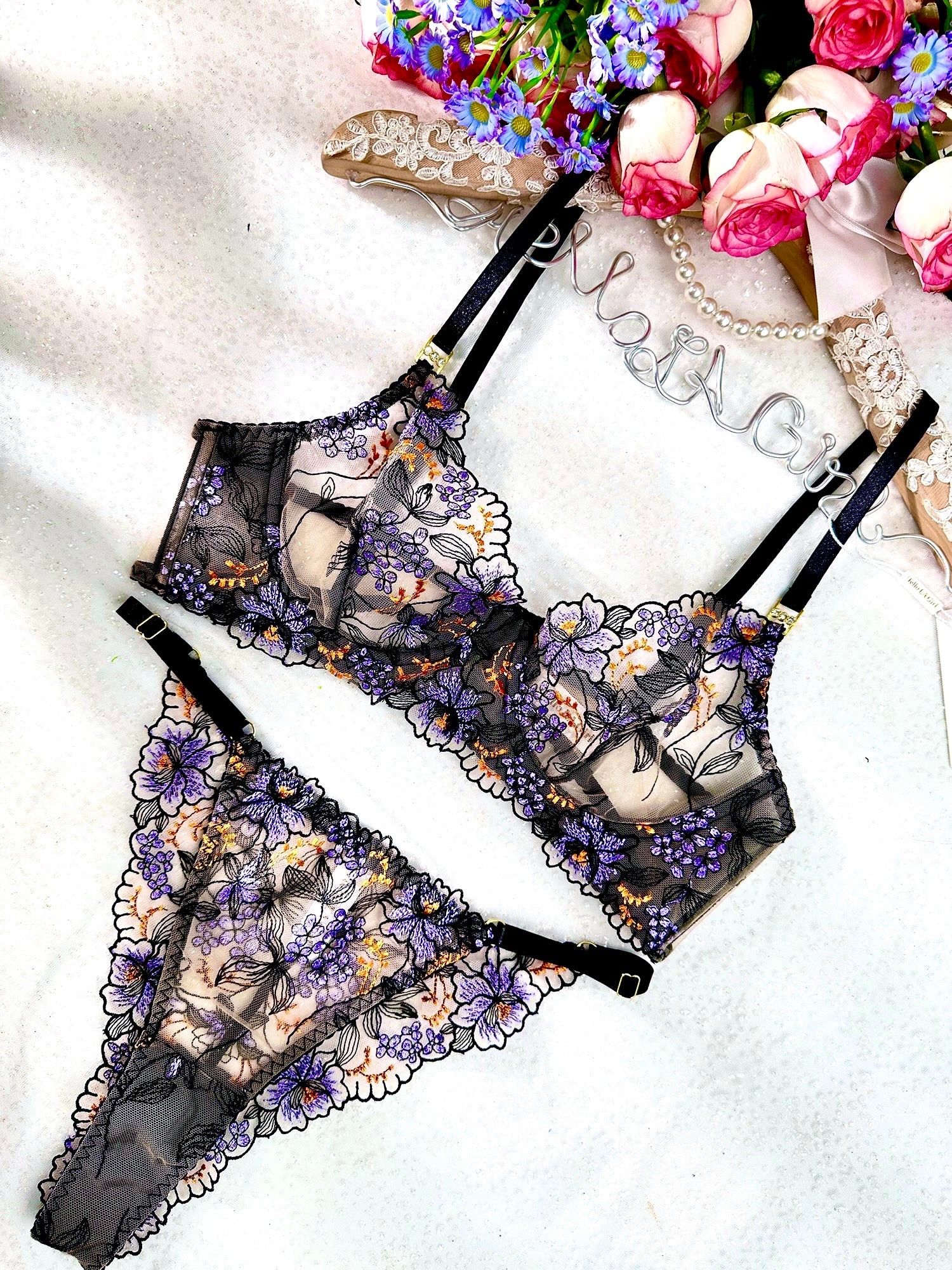 Elegant Noir Black Lace Lingerie Set