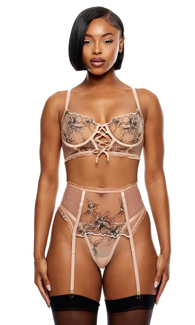 Hannah Peach Lingerie Set