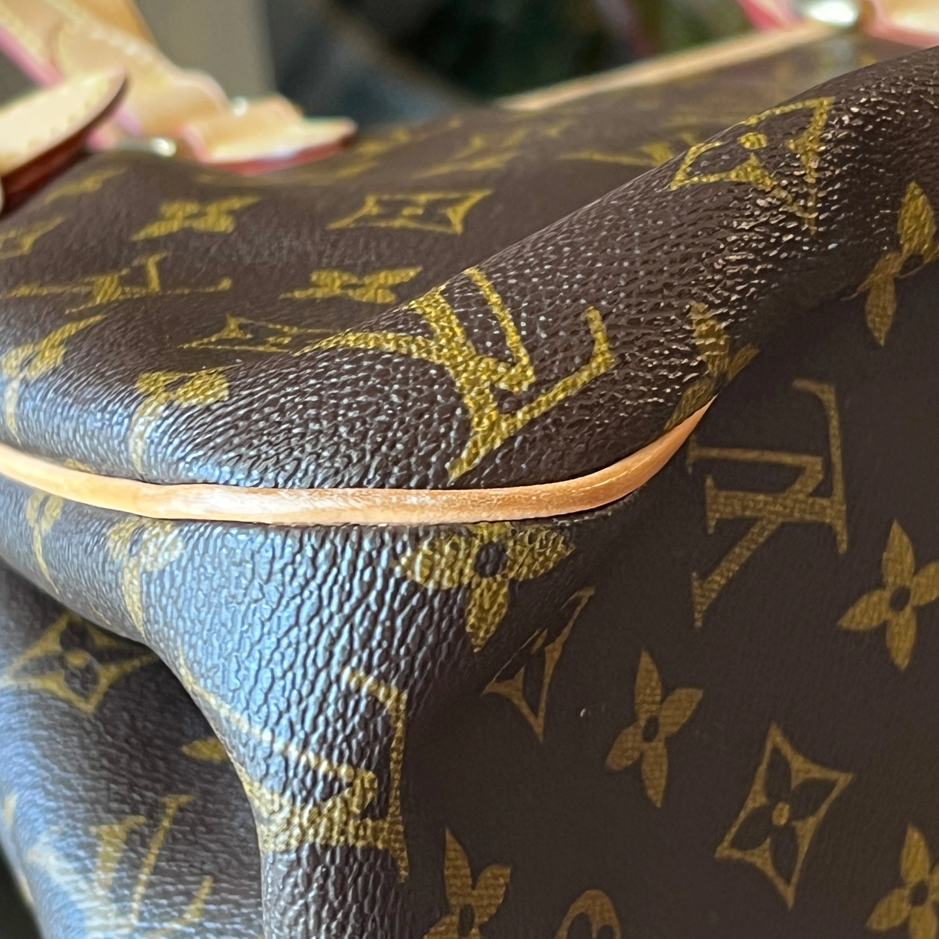 LOUIS VUITTON Monogram Batignoles Shoulder Bag