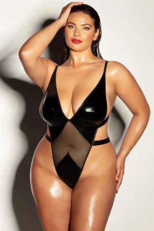 Oh la la Cheri Curvy Limitless Teddy Vinyl Black
