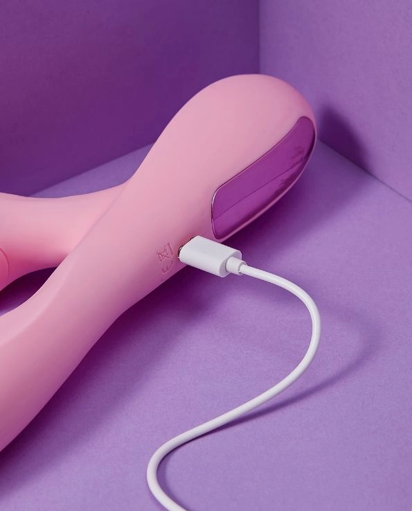 Sakura G-Tapping Sucking Licking Vibrating Dildo (4-in-1)